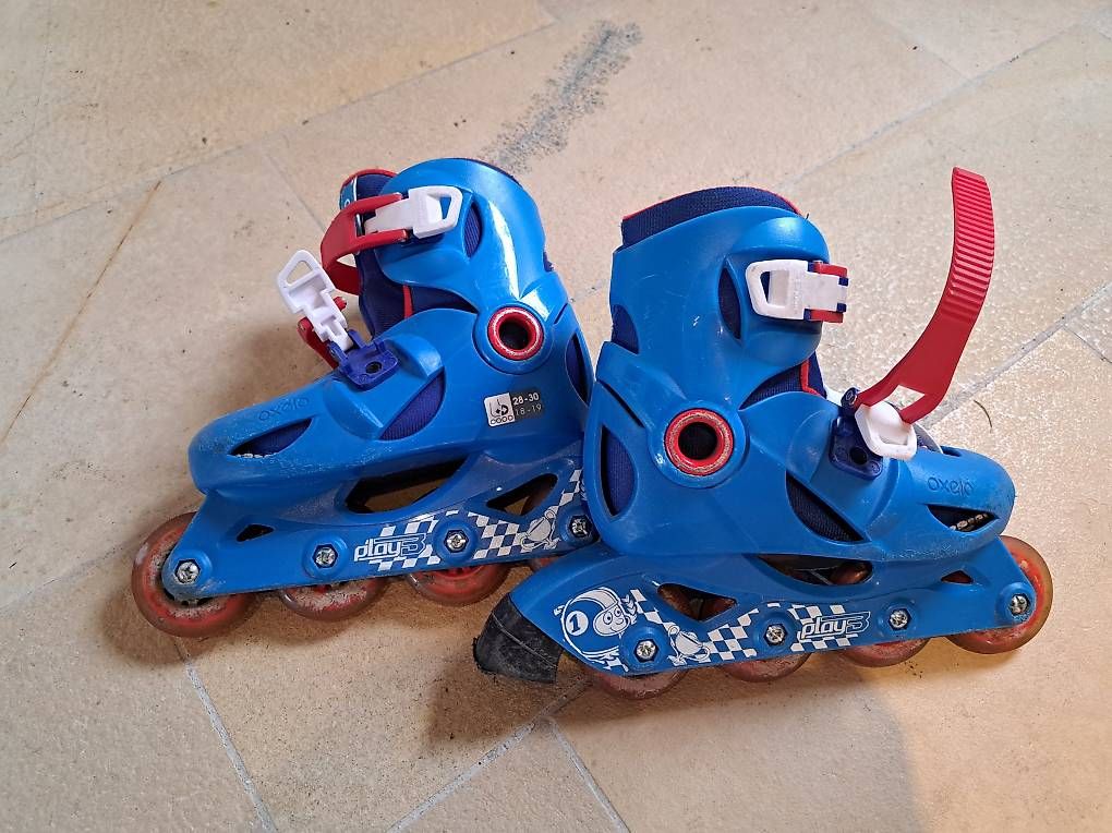 Pattini in linea & Pattini a rotelle: Inline Skates Kinder 28-29-30 inkl.Protektoren – Usato da Wohlen AG venduto da v_verliebt