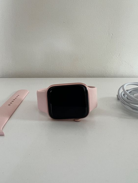 Apple Watch Series 6, 44mm, Aluminium, rose gold Kaufen auf Ricardo