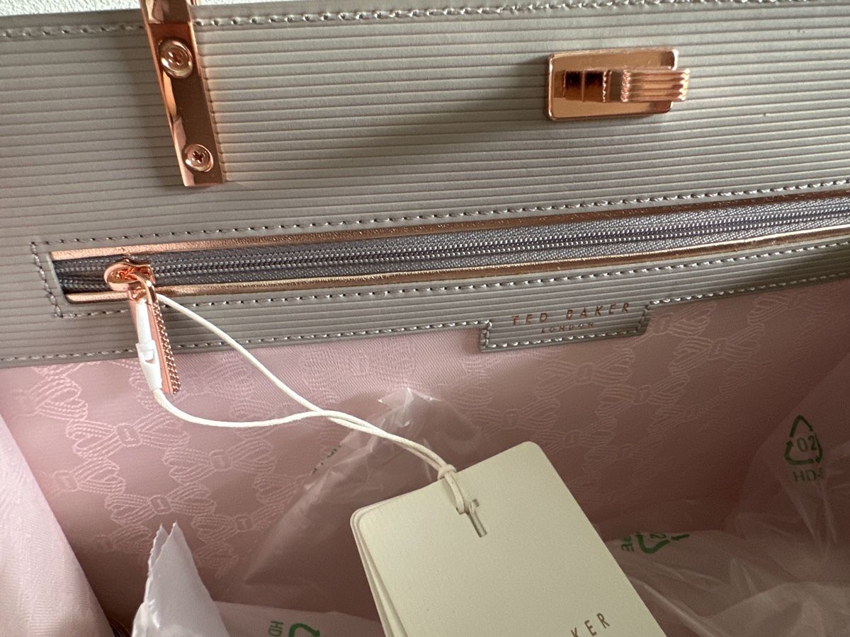 Ted Baker Borse da donna: Elegante Ted Baker Handtasche - Neu! – Nuovo e nell'imballaggio originale da Birmensdorf ZH venduto da Melanie_Nico 3