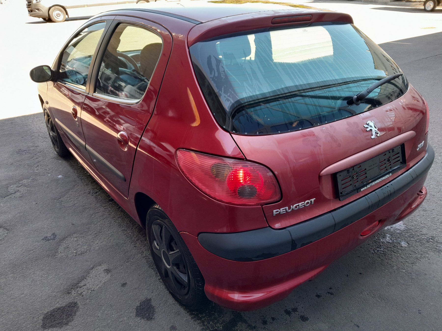 Peugeot Automobili: Peugeot 206 1.4 8v JG. 2004 – Difettoso da Ebnat-Kappel venduto da MAZUKITURB0 3