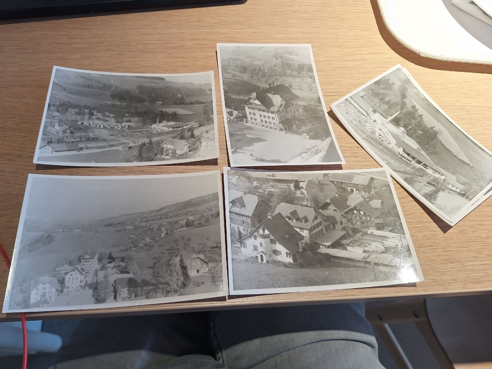 Cartoline postali: 9 alte Fliegeraufnahmen Entlebuch – Usato da Schaffhausen venduto da RicardoSchaffhausen