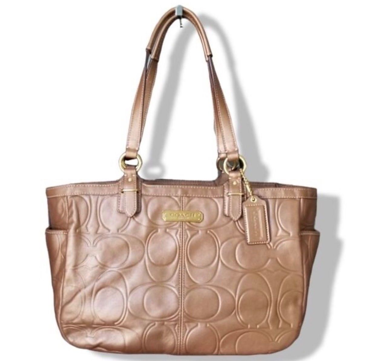 Coach Borse da donna: Coach Elegant Leather Shoulder Bag – Usato da St.Josefen venduto da lop_lh8d