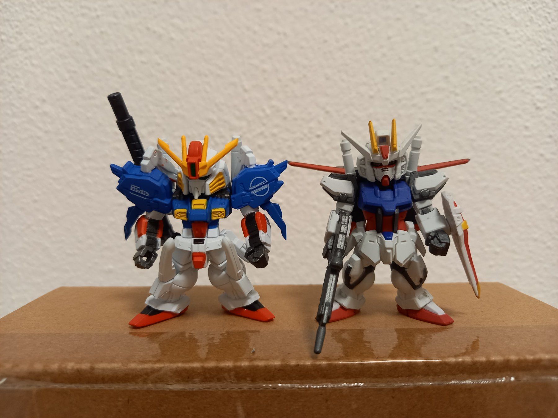Bandai Kit di modellismo & Modellini statici: Gundam Converge Mini Figures Strike, Destiny, Banshee, RX-78 – Usato da Caslano venduto da mecha_gundam 5