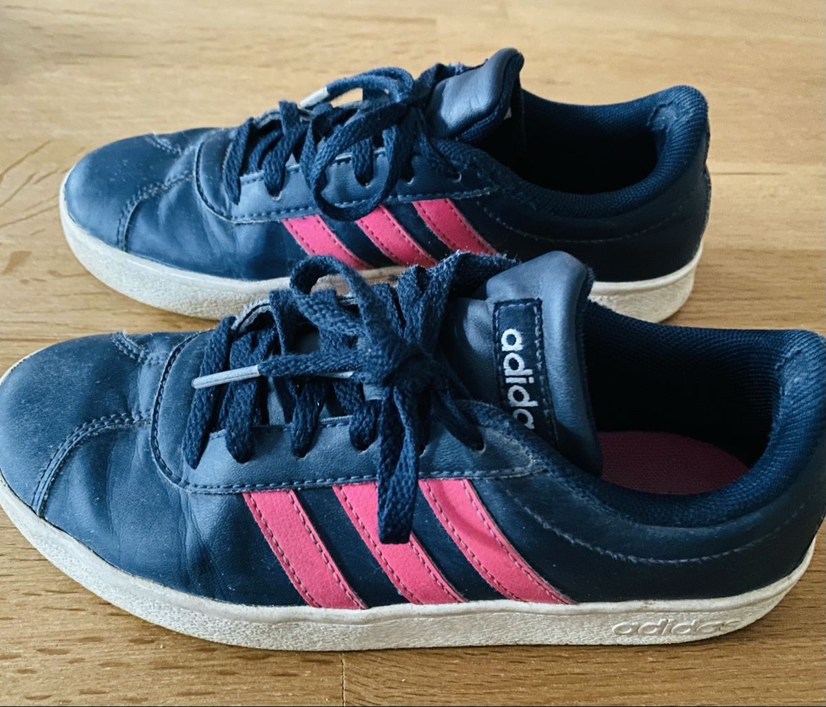 Adidas Scarpe per ragazze: Adidas Turnschuhe 32 – Usato da Schlieren venduto da Fam.Baumi