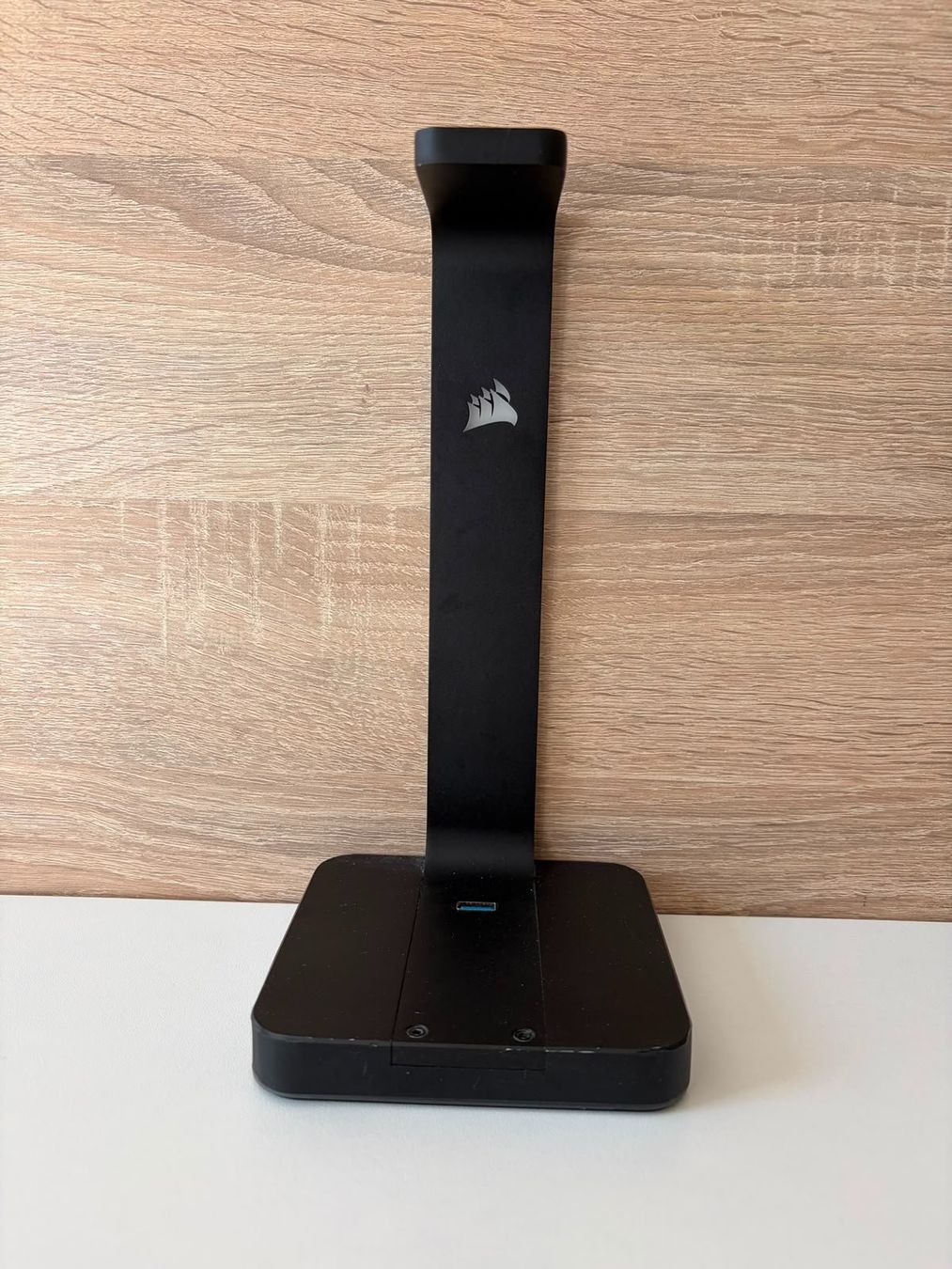 Corsair Altro in Decorazioni & Accessori: Corsair ST100 RGB Premium Headset-Ständer – Usato da Winterthur venduto da osc_t6xg 2