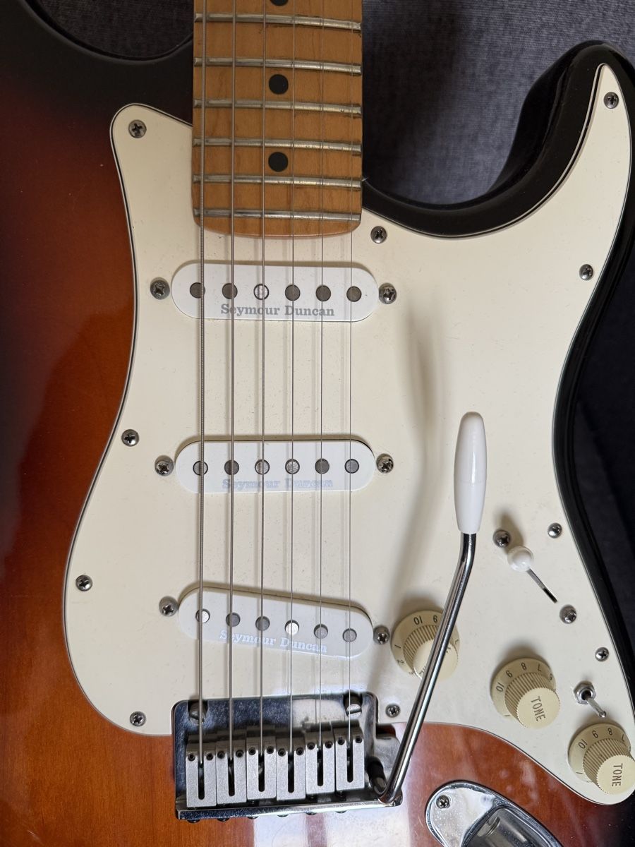 Fender Musikinstrumente: Fender Stratocaster USA 96, 50th anniversary – Gebraucht aus Fribourg von benoitoberson 1