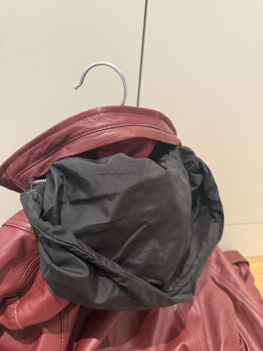 Manebo Jacken: Manebo Lederjacke, bordeaux, Echtleder – Gebraucht aus Niederweningen von ScaredyCat 2