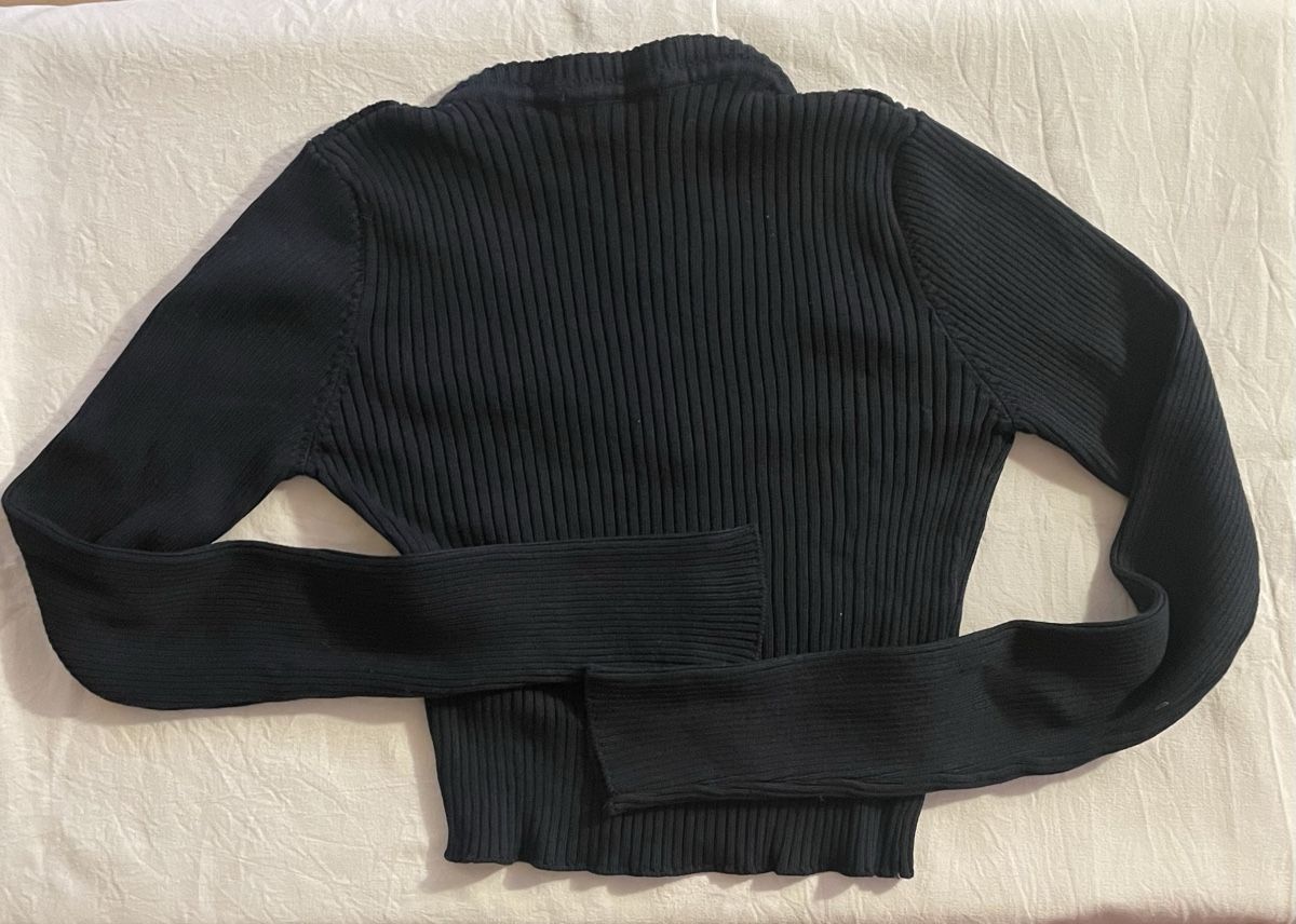 Brandy Melville Pullover & Sweatshirts: Blauer Pulli, Brandy Melville, gerippt – Gebraucht aus Basel von noee_joset 1