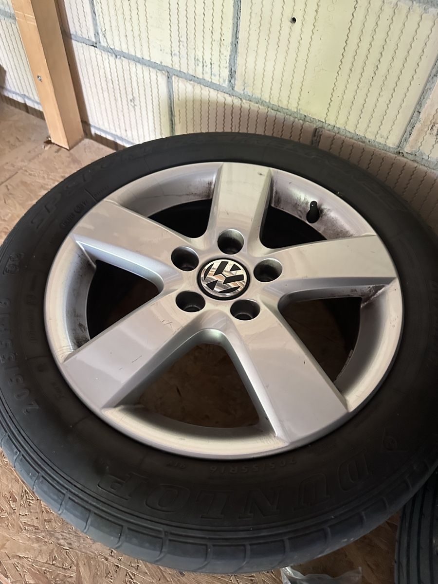 Volkswagen Felgen: Felgen mit pneu – Gebraucht aus Wängi von Shezaiseini 6
