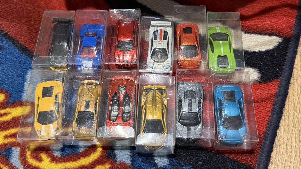 Hot Wheels Modellini d'auto: Lot de 12 lamborguini hot wheels – Usato da Villars-sur-Glâne venduto da Mitodc2