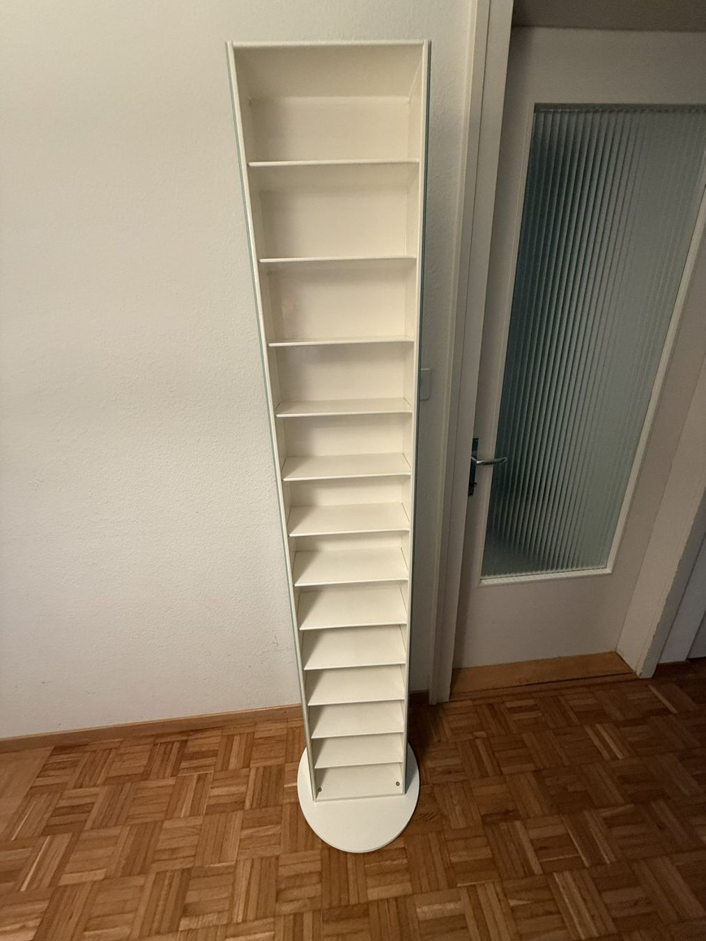 Pfister Racks & Cavalletti: CD-Ständer, um 360 Grad drehbar – Usato da Luzern venduto da adri-9 1