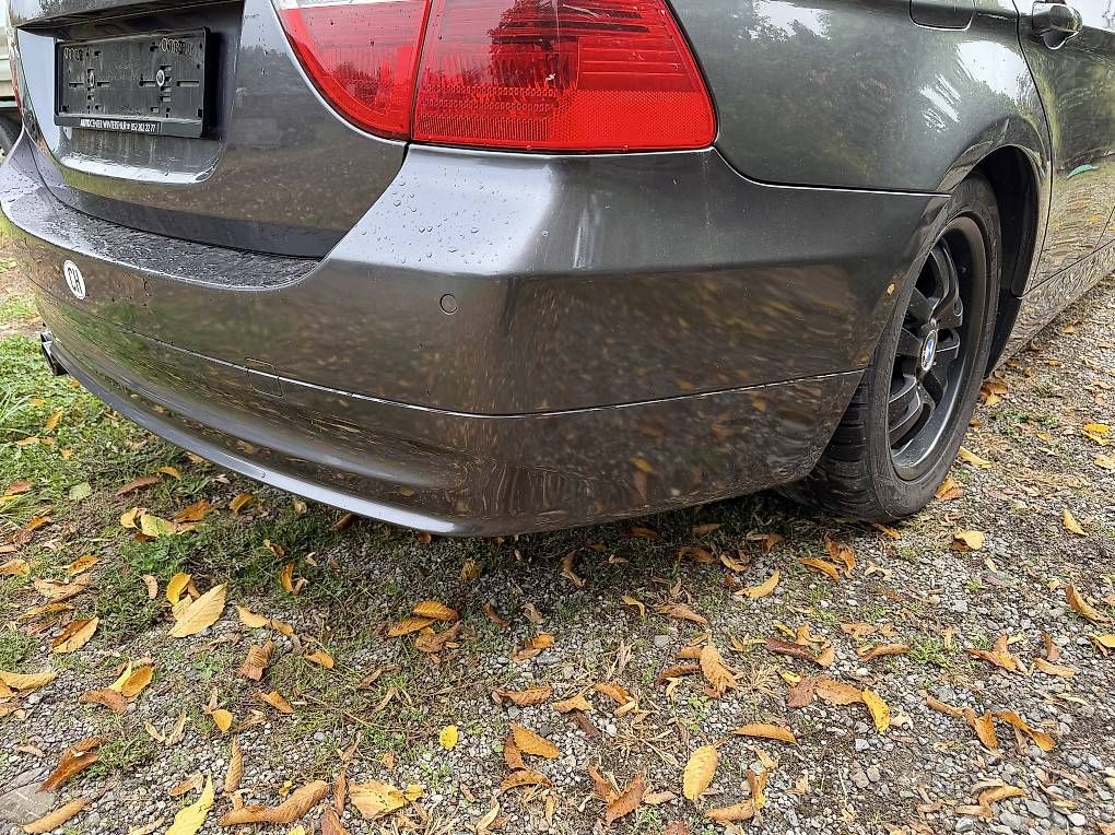 Tutti pezzi di ricambio auto: Heckstossstange Bmw e91 – Usato da Muri AG venduto da Aero96 1
