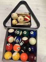 Billard Kugeln und Zubehör 