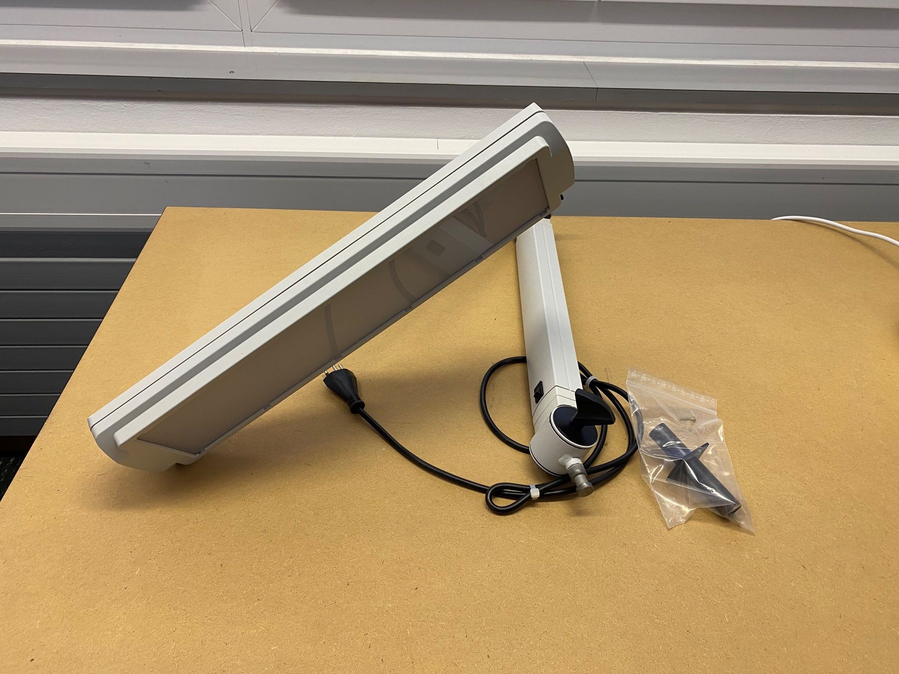 Lampade: Lampe für Uhrmacher – Usato da Bettlach venduto da pet_mdj2
