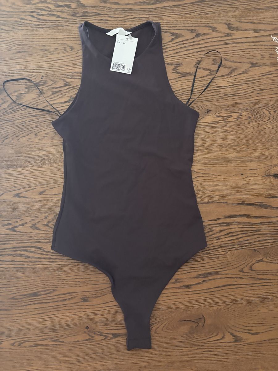 H&M Top: Tangabody H&M XS braun – Nuovo (secondo la descrizione) da Rothenburg venduto da lovr