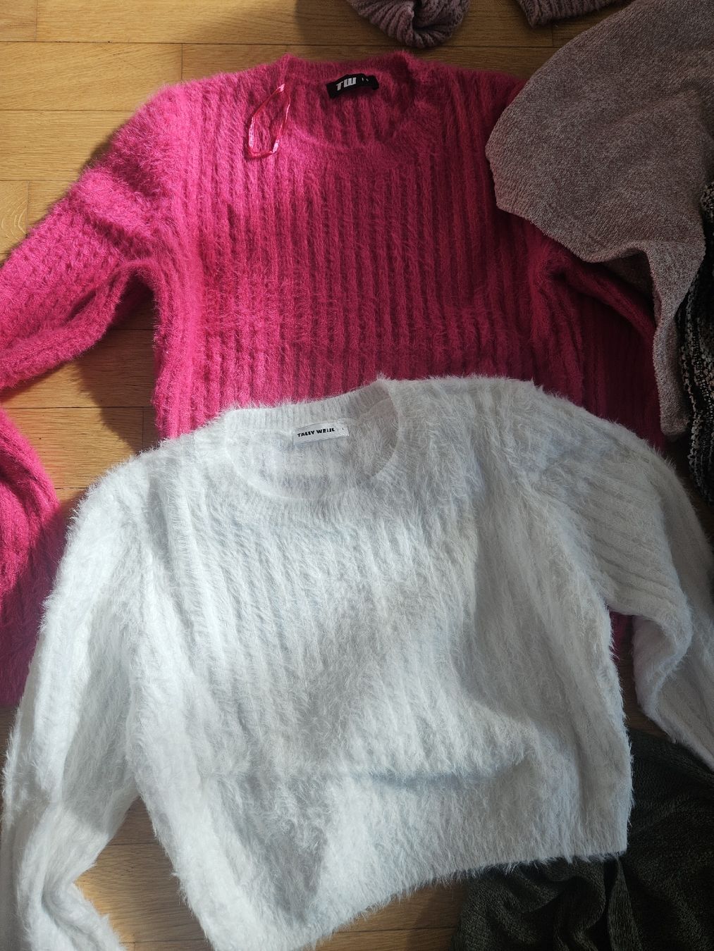 Pulls & Sweat-shirts: Kleiderpacket Winter Strick Oberteile Pullover Crop Pullis – D'occasion à Pratteln par madi1990 7