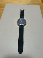 Montre Vintage Métaux Précieux, cadran bleu, boîtier titane