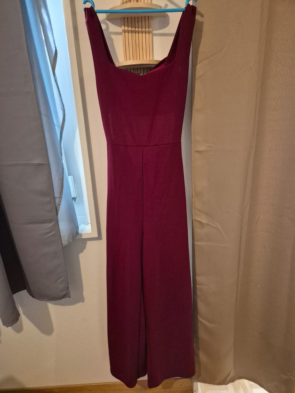 Robes: 8 robes / Tailles S/M – D'occasion à Vétroz par ValCortex 3