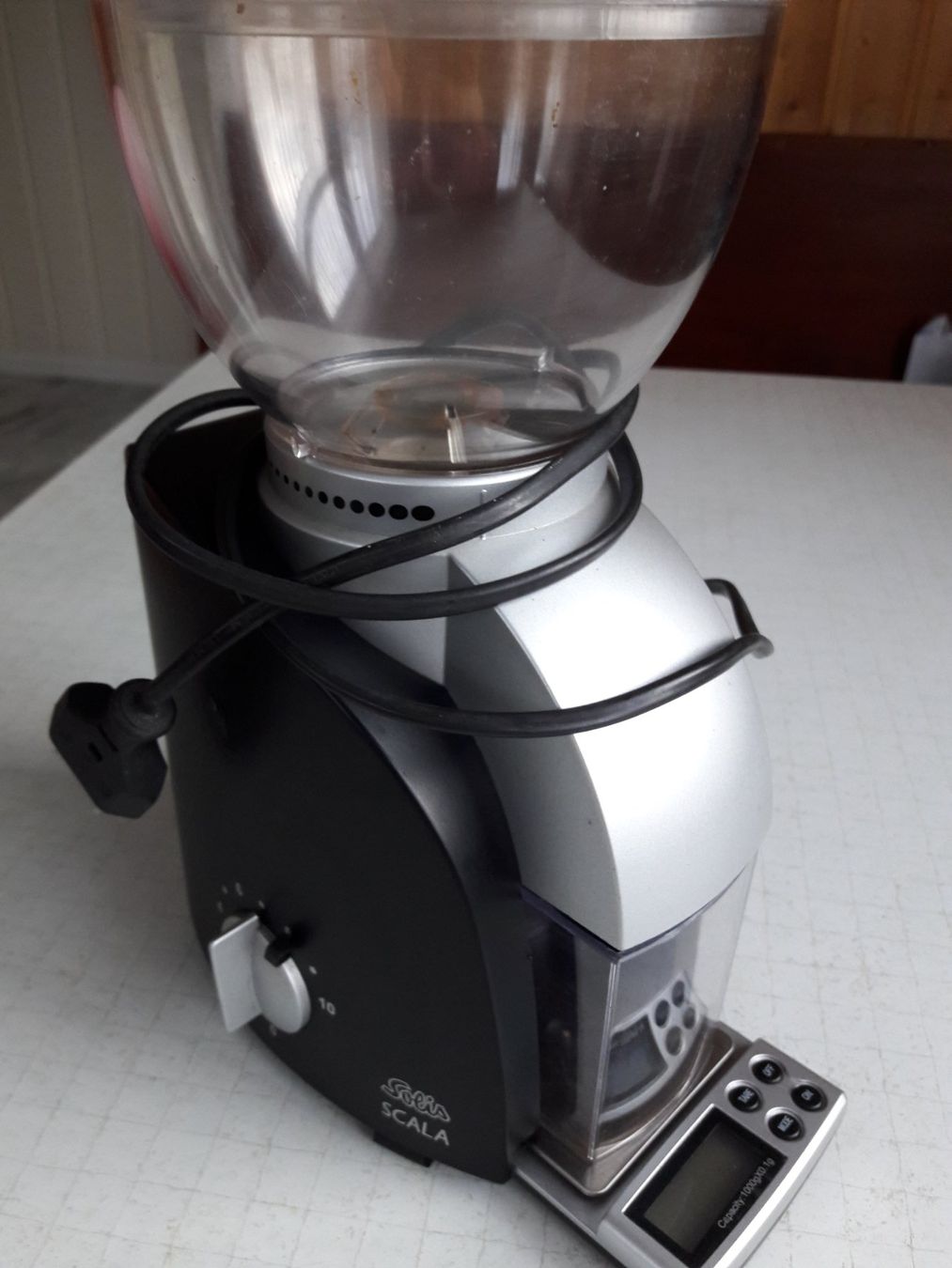 Solis Küchengeräte: Kaffeemühle Solis mit Waage – Gebraucht aus Langenthal von mopeter
