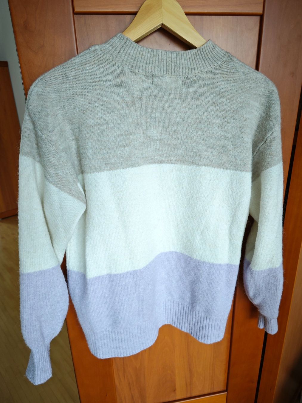 H&M Maglioni & Felpe: H&M Pullover gestreift, beige/lila, Gr. S – Usato da Adliswil venduto da coconut1289 1
