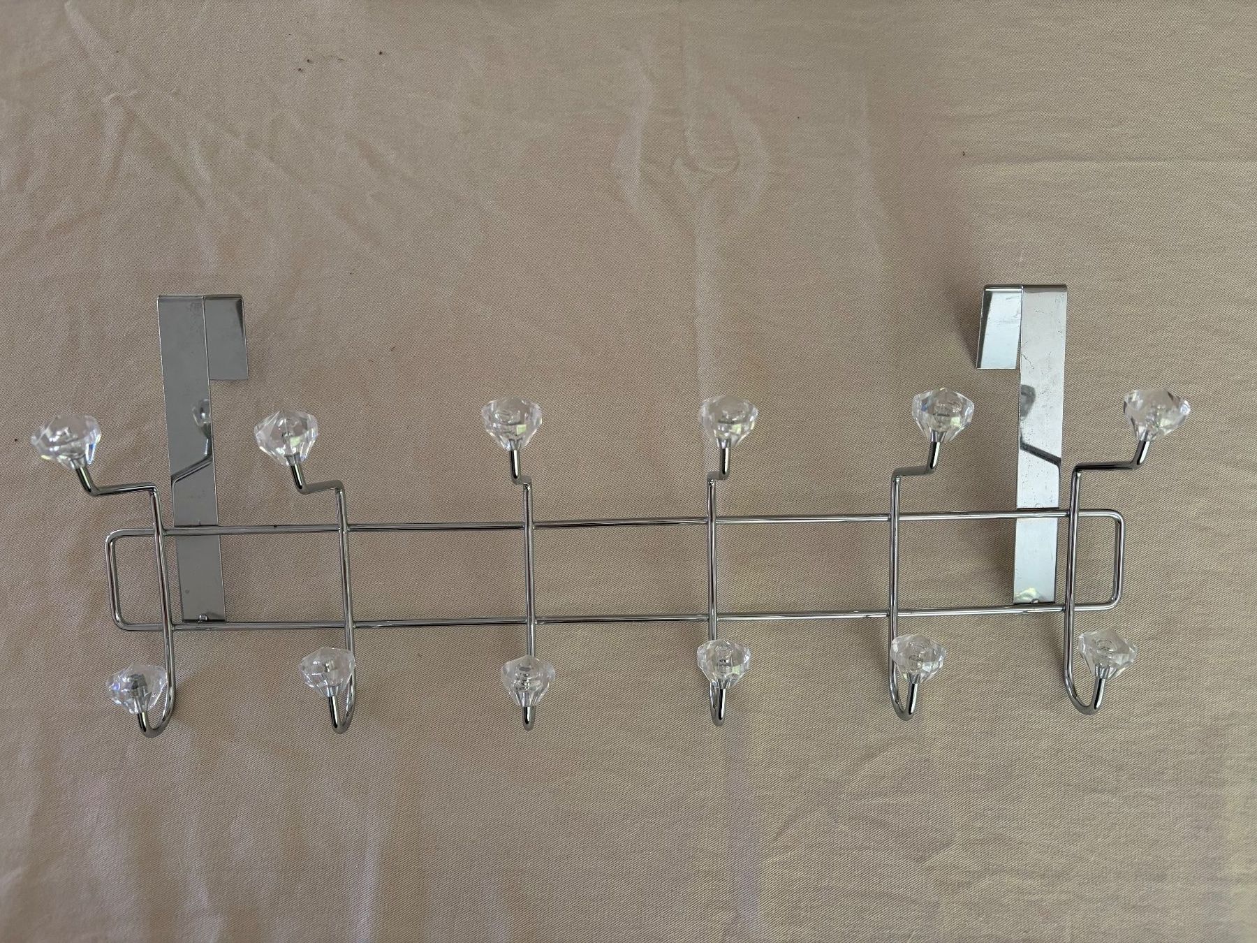 Guardaroba: Garderobe Kristallkugeln – Usato da Muttenz venduto da nataschasia