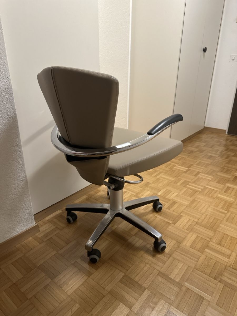 Sedie a rotelle: Stühl – Usato da Stäfa venduto da Iketiw13