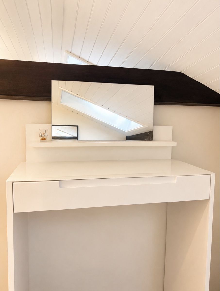 Schminktische: Coiffeuse / Meuble blanc moderne avec miroir  – Gebraucht aus Delémont von mel_d2j2