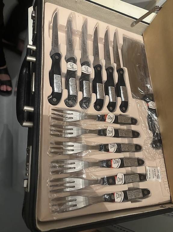 Solingen Set di posate: Grill-/Steakbesteck Set im Koffer – Usato da Suhr venduto da Norio3