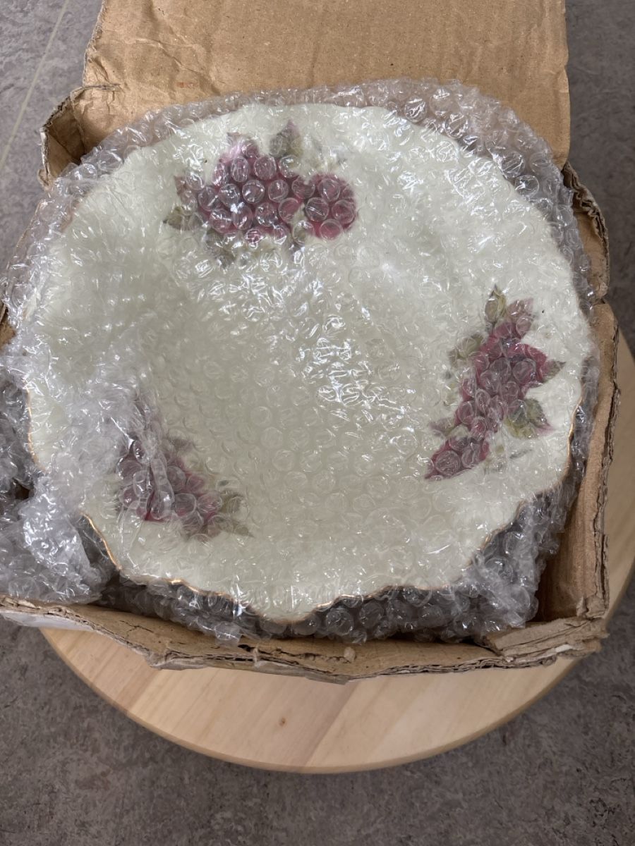 Piatti di portata: Kuchenplatte mit Rosenmuster und Goldrand – Usato da Küsnacht ZH venduto da rus_g7dw 4