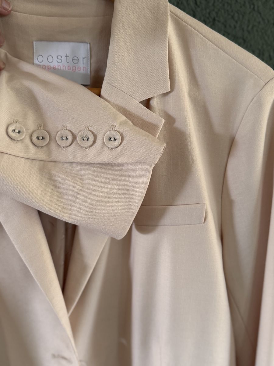 Completi & Tailleur: COSTER COPENHAGEN / Costume beige – Usato da St-Prex venduto da DealsByMom 2