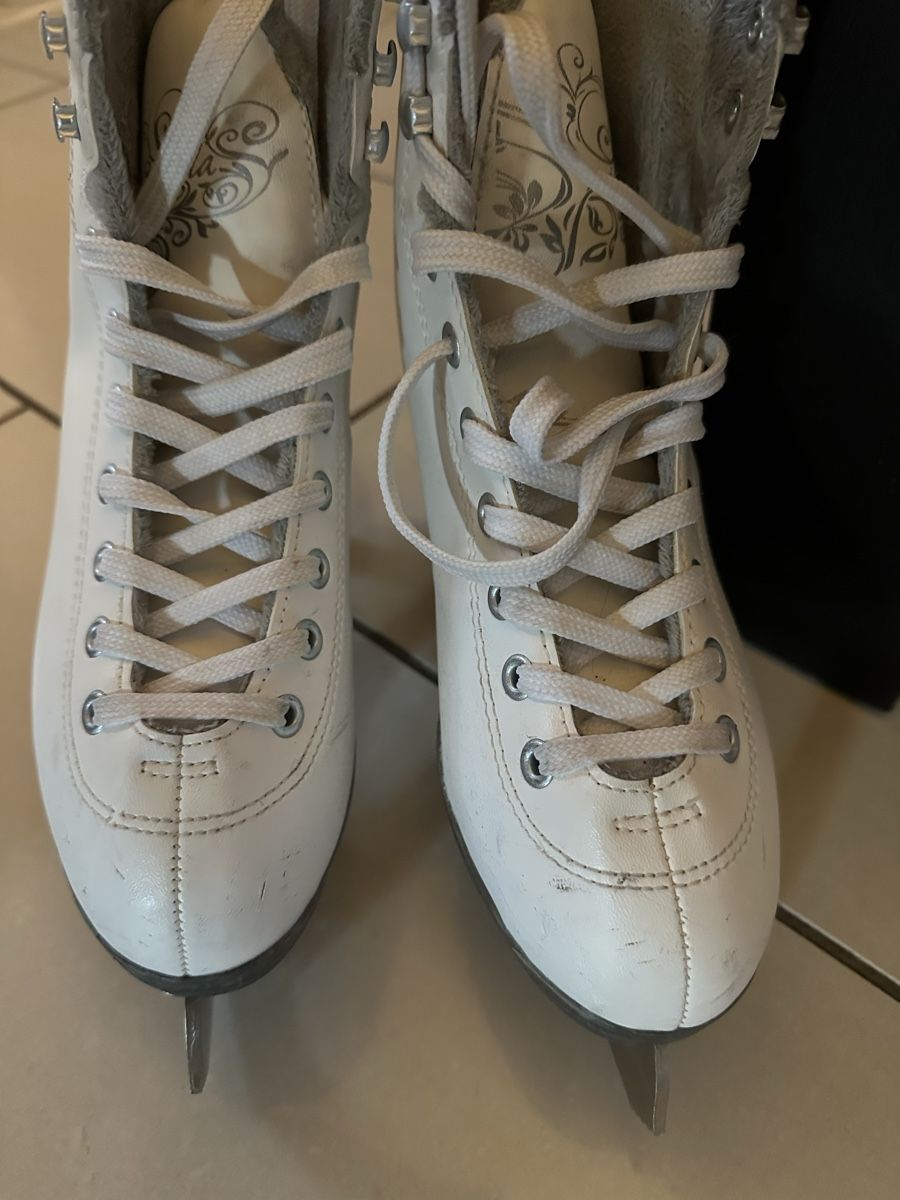 Pattini da ghiaccio: Gefütterte Schlittschuhe – Usato da Aarau venduto da lbi_kn9s 1