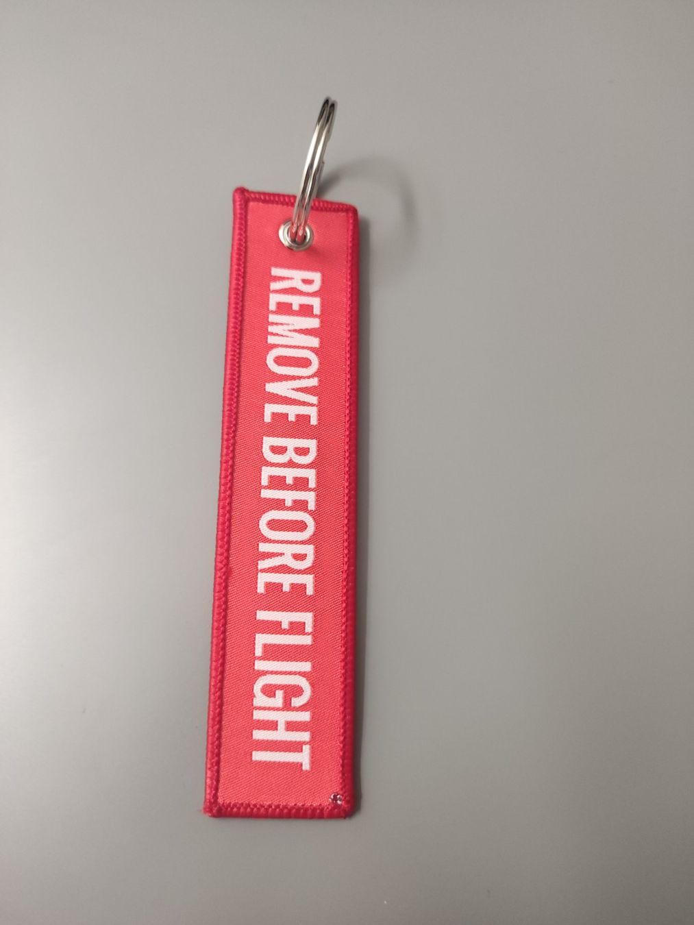 Portachiavi: Remove before flight ✈️ Schlüsselanhänger – Nuovo (secondo la descrizione) da Watt venduto da MG_Products