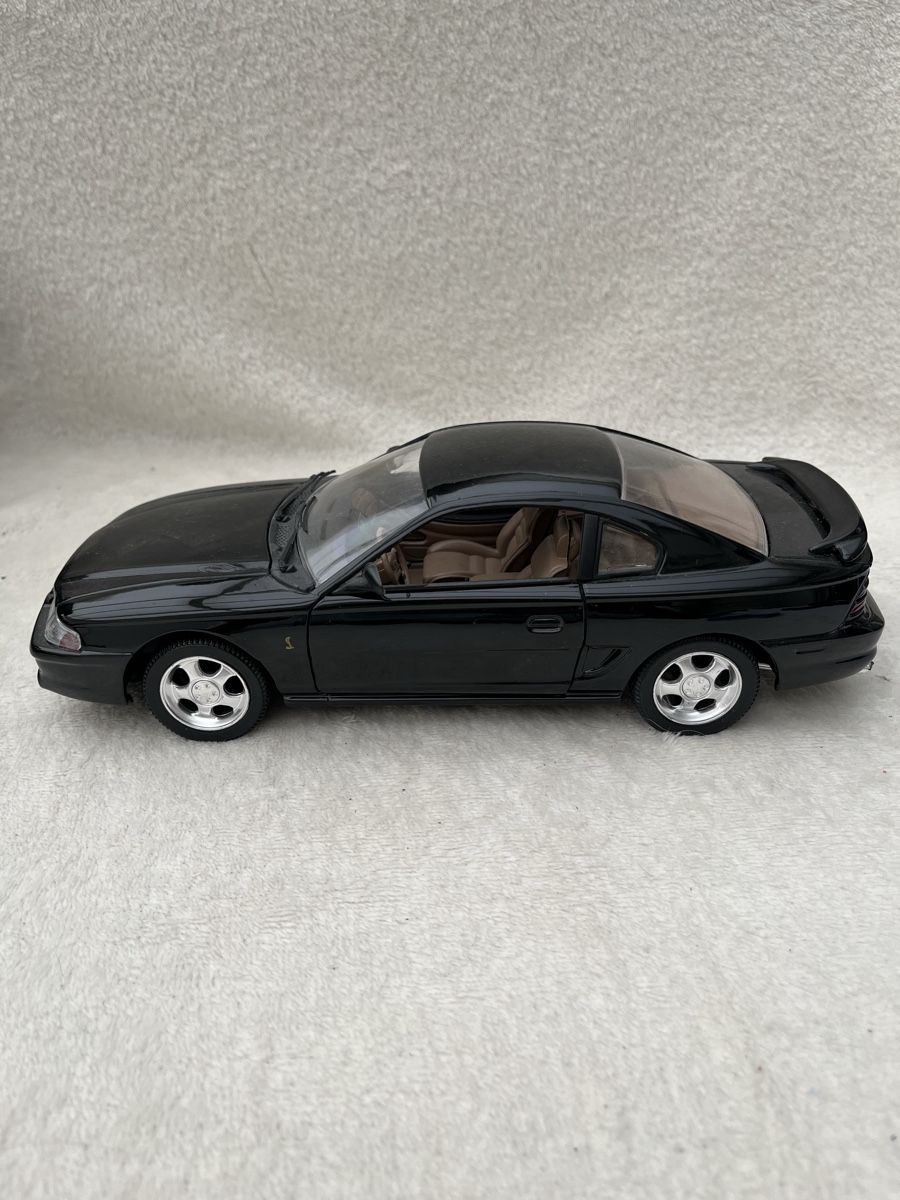 Ford Modellini d'auto: Ford Mustang Coupé 1994 – Nuovo (secondo la descrizione) da Oberweningen venduto da mer_2yn9 3