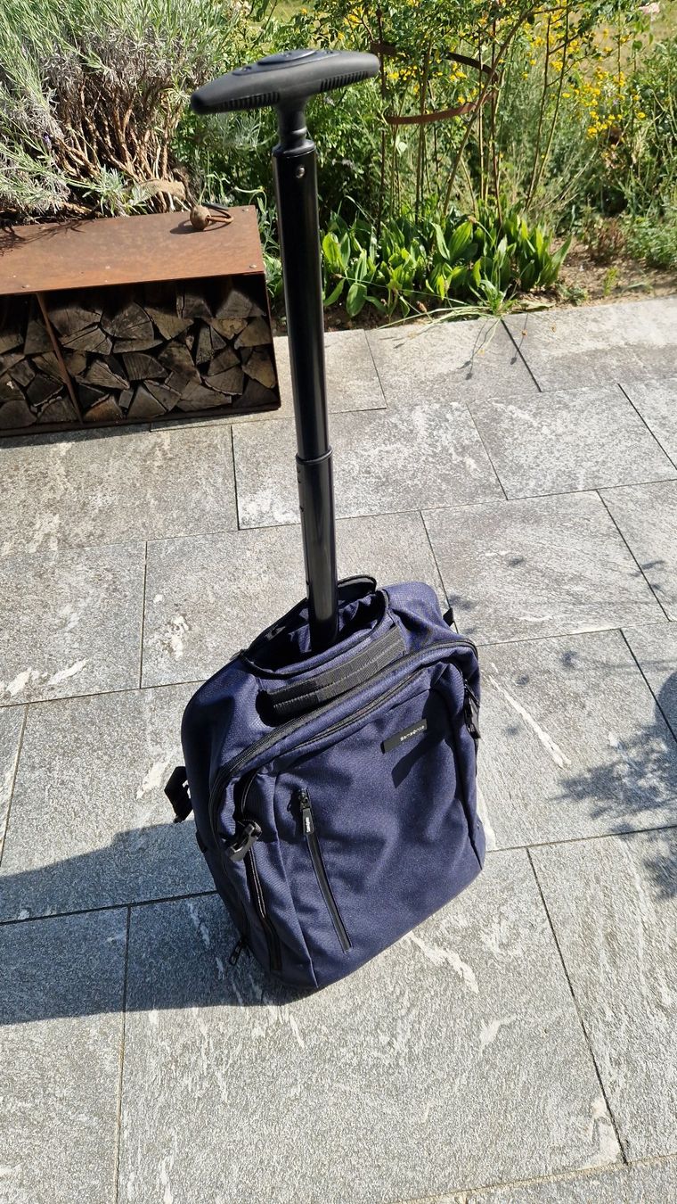 Samsonite Zaini: Samsonite Laptop Rucksack mit Rollen – Nuovo e nell'imballaggio originale da Arbon venduto da Violinist