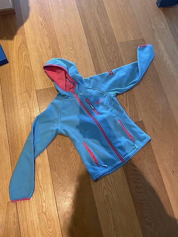Vestes & Manteaux: Jacke von Trollkids 140 – D'occasion à Giswil par nimue1977