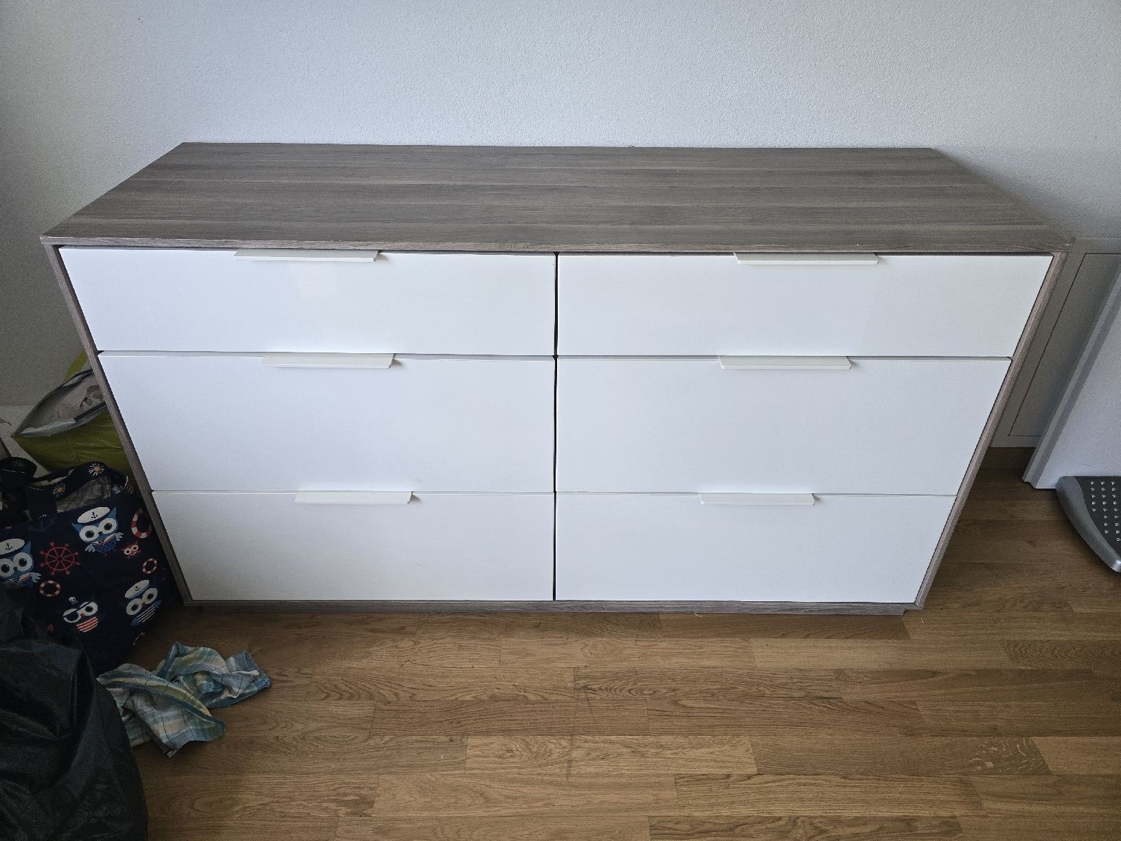 Kommoden: Kommode Sideboard weiss/grau 6 Schubladen Softclose  – Gebraucht aus Rorschach von TimelessTrading