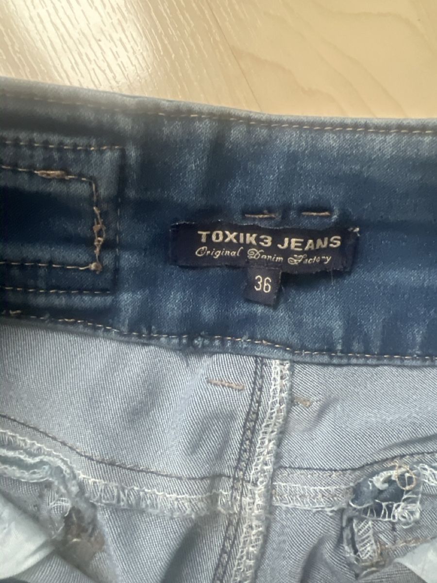 Jeans: Toxik3 Jeans Damen Gr. 36 – Usato da Grenchen venduto da NorHas 2