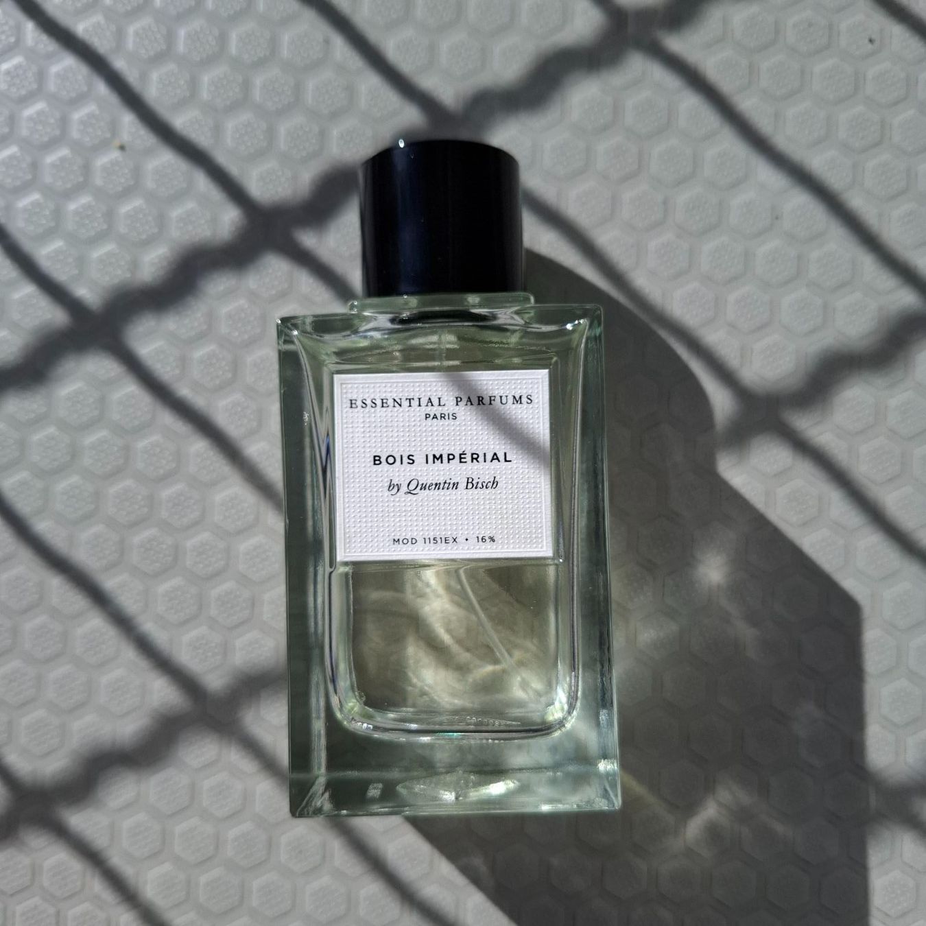 Parfums & Eau de Toilette: Bois Imperial Essential Parfums Original – D'occasion à Flums par Inna77