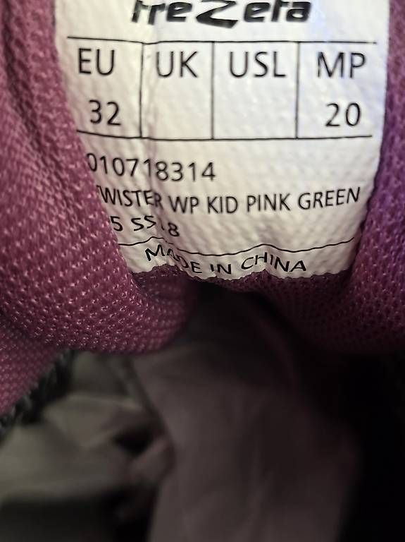 Scarpe per ragazzi: Chaussures de marche neuve enfant, taille 32 – Nuovo (secondo la descrizione) da Sugiez venduto da factorysportoutlet 1