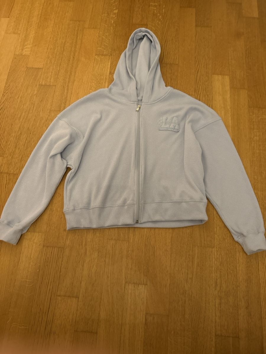 Hollister Pullover & Sweatshirts: Hollister  – Gebraucht aus Biel-Benken BL von lsm_l87l