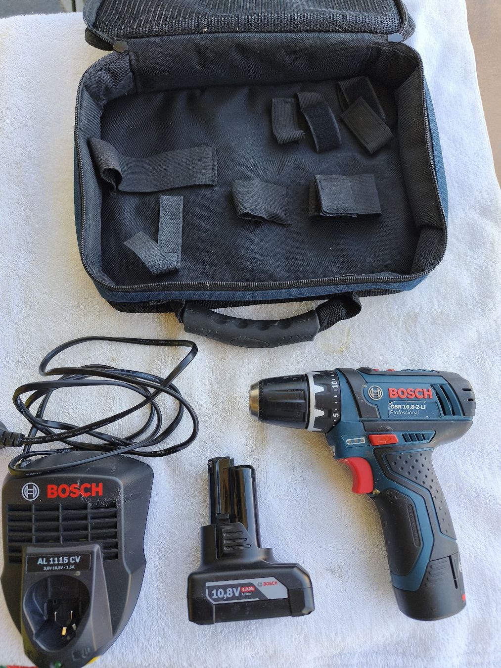Bosch Alle Werkzeuge: Akku Bohrmaschine BOSCH – Gebraucht aus Recherswil von Sruscha58