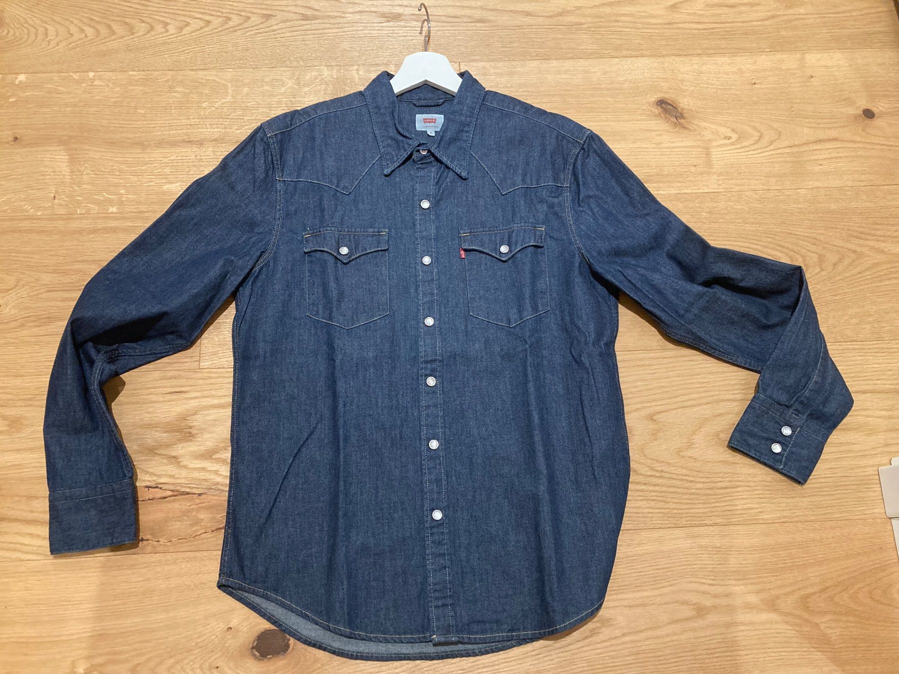 Levi's Hemden: Levi's Barstow Denim Hemd - Grösse M – Neu (gemäss Beschreibung) aus Seewil von herrherrberger 2
