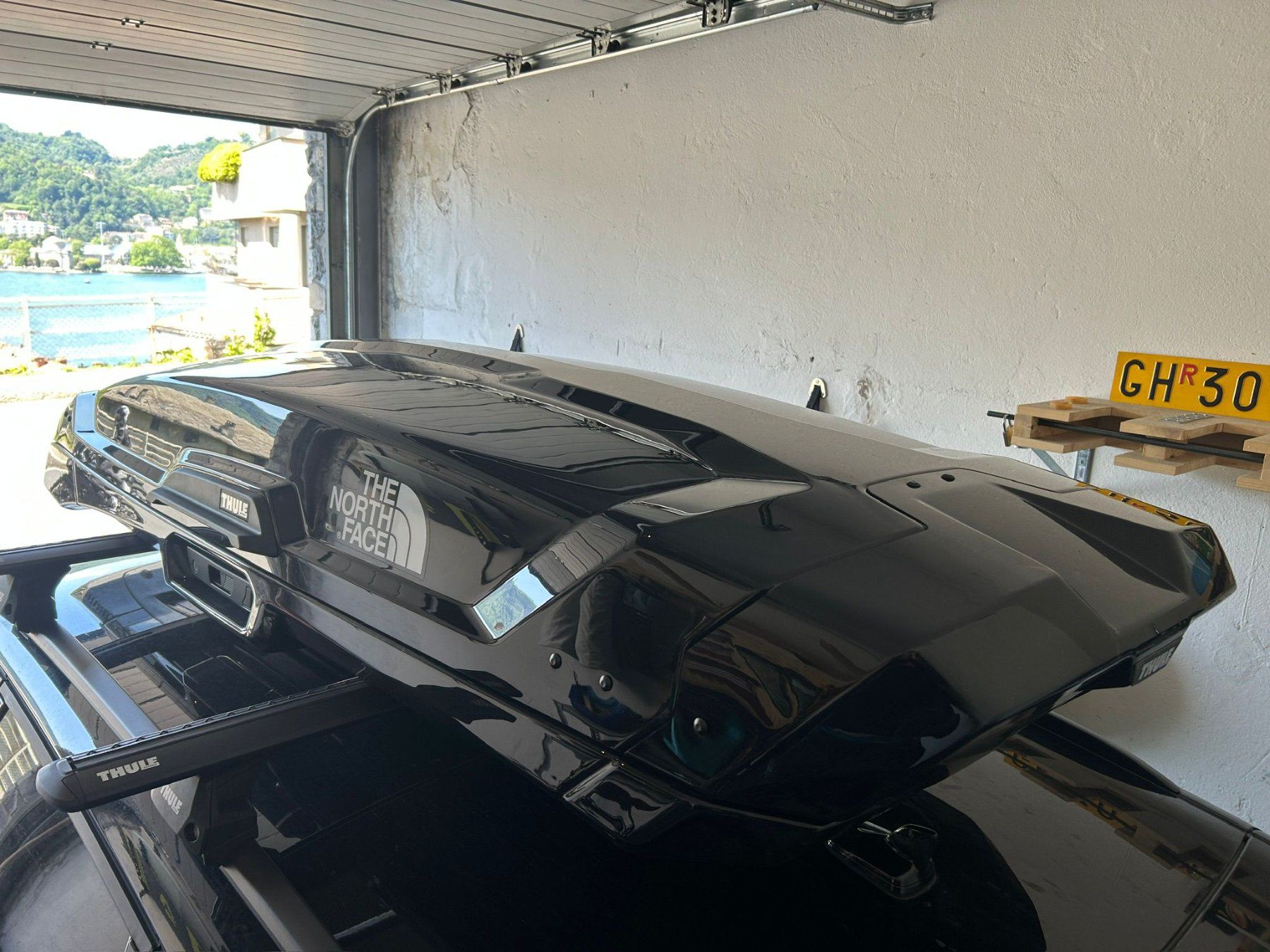 Thule Box da tetto: Thule Vector M Black Metallic Roof Box – Usato da Zug venduto da mck_vc2c 3