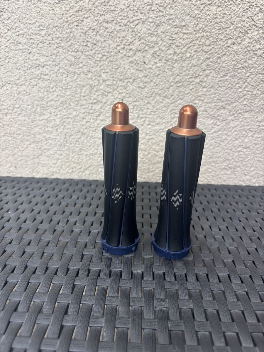 Piastre & Arricciacapelli: Rouleaux Dyson Airwrap 40mm – Usato da Carouge GE venduto da lia_t7zd