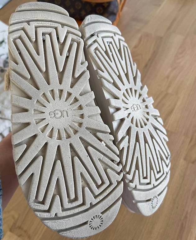 Ugg Damenschuhe: UGG Womens Sandals, Size 39 – Gebraucht aus Thalwil von pal_x28f 3