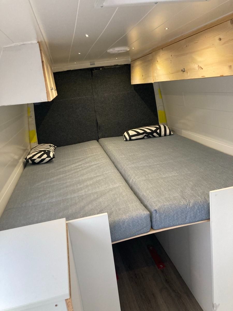Veicoli commerciali: CAMPER VW LT 28, DIESEL. Ein bisschen Nostalgie – Usato da Cham venduto da SULZER01 5