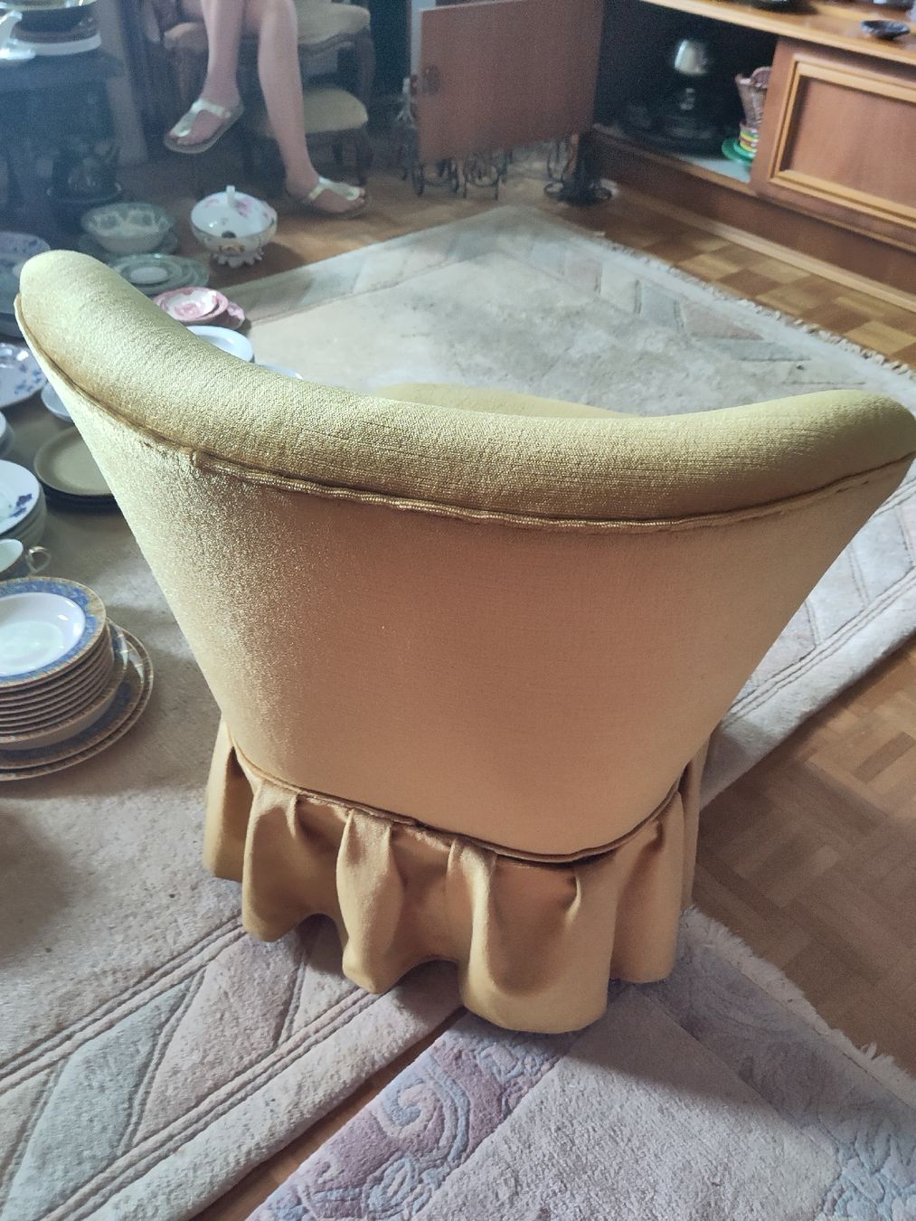Poltrone: Sitzmöbel Vintage Lounge Sessel beige Stoff – Usato da Derendingen venduto da Biberister 2