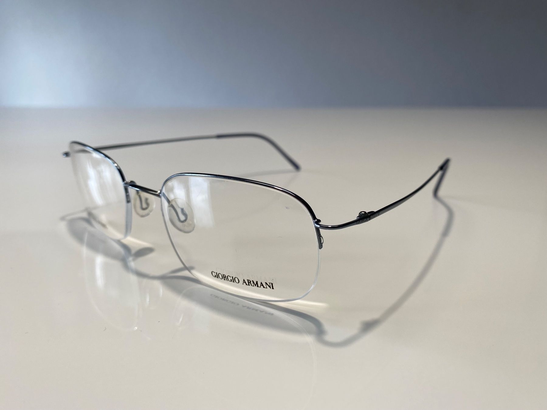 Armani Occhiali & Lenti: Monture de lunettes Armani – Nuovo (secondo la descrizione) da Bottens venduto da 2Lens 1