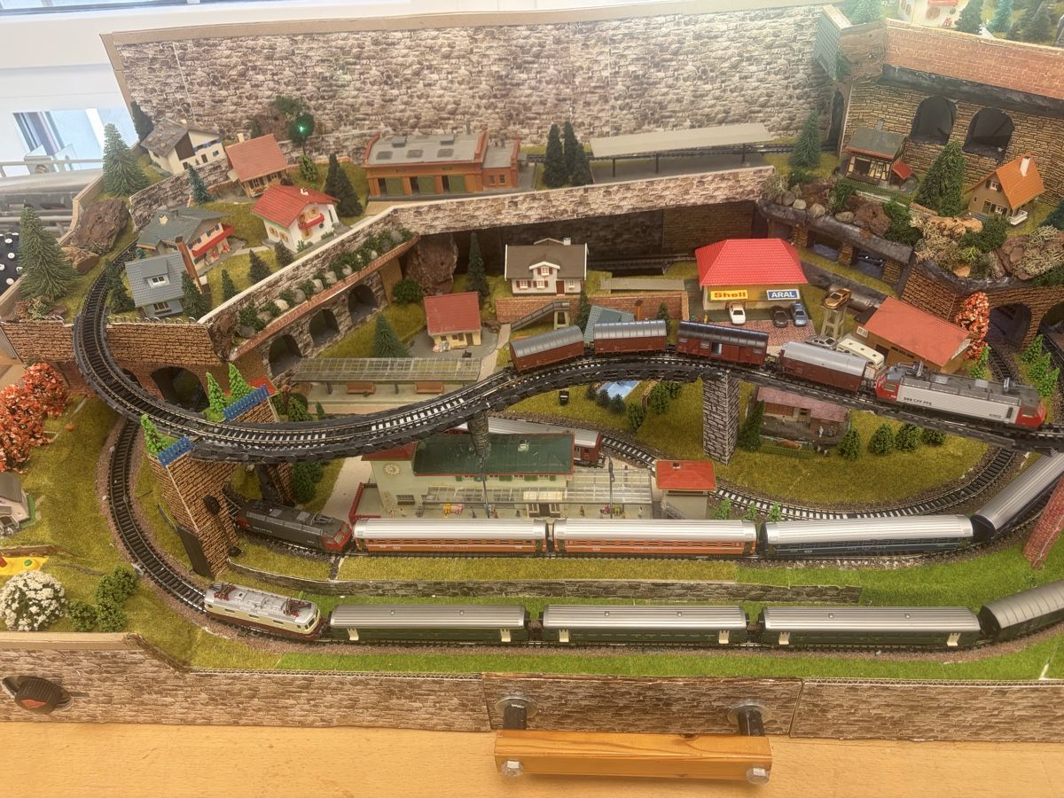 Trix Modellini di ferrovie: Minitrix Spur N Anlage – Usato da Wil SG venduto da steinlin07