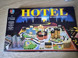 Jeu de société MB Hotel complet en bon état de 1986